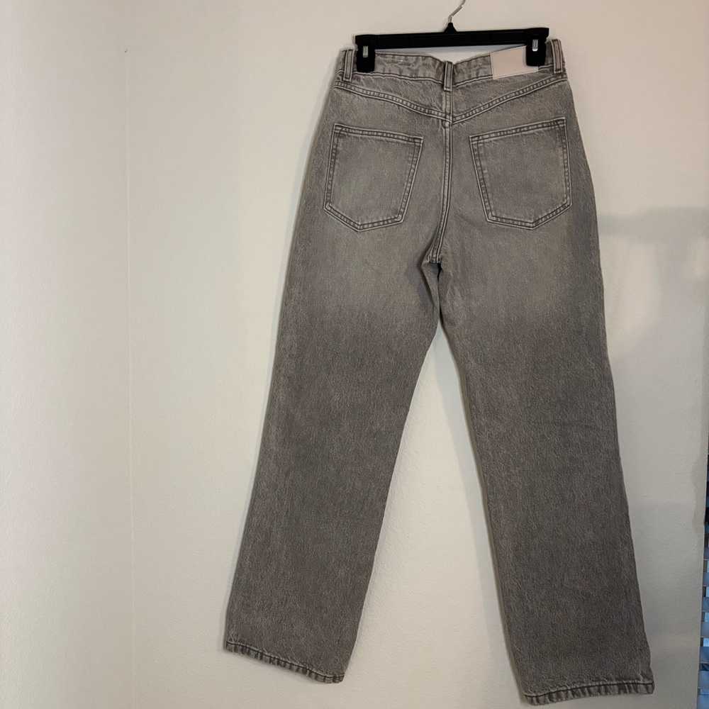 Zara High-Waisted Straight Leg Jeans - Grey Wash - Women’s Size 6 - Picture 4 of 9